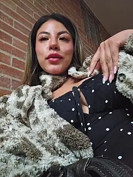 Karen_San_Miguel's cam snapshot