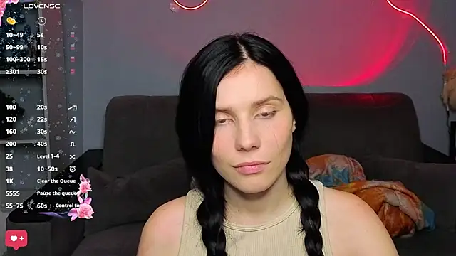 Mell_Hyees's cam snapshot