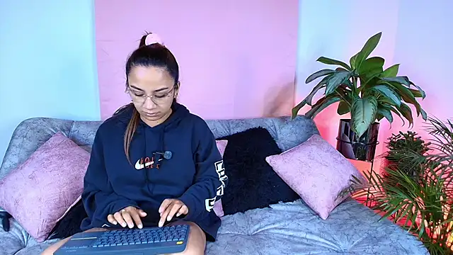 Jules_n_Gia's web cam