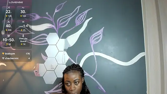 Sara_Naugty's cam snapshot