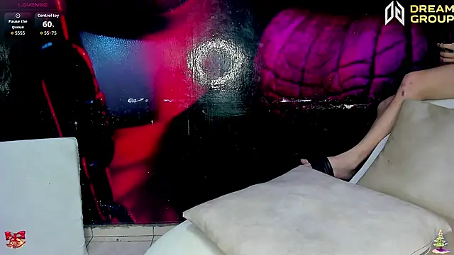 AmazingPartys's cam snapshot