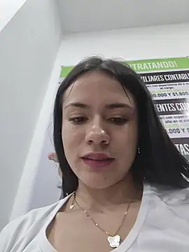 CHARLOTTE__05's cam snapshot