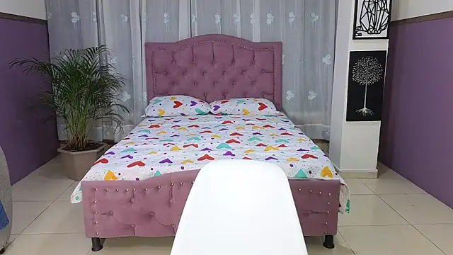 alaia_skater's cam snapshot