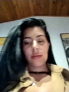 Luianna's cam snapshot