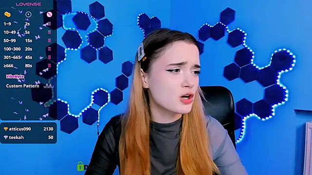 liana_kisses's cam snapshot