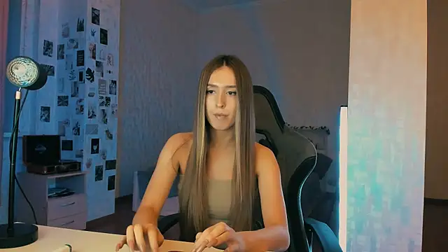 yourrdanceteacher's cam snapshot