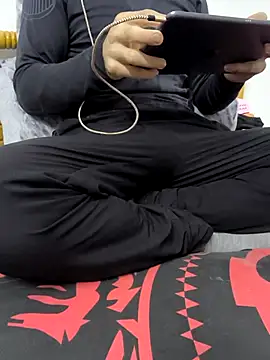 yazin19's cam snapshot