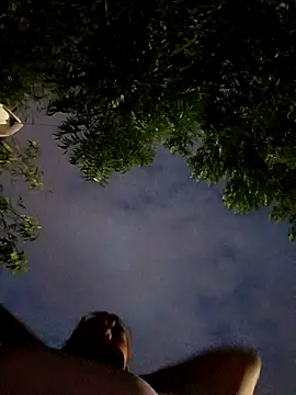 young_dairy01's cam snapshot