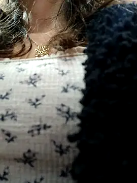 _Isabella-7's cam snapshot