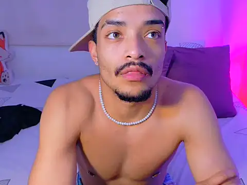 eross_chipre_'s cam snapshot