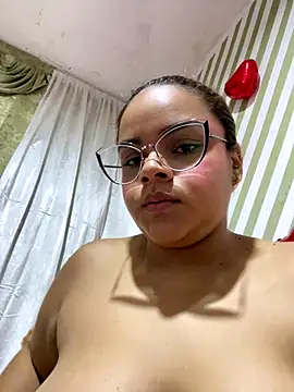 Evabigass live sex cam