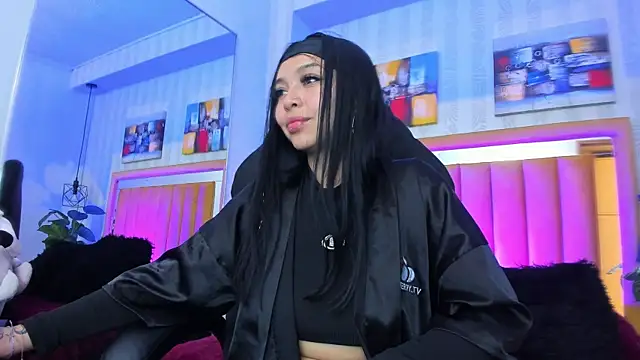 pettit_courtny's cam snapshot