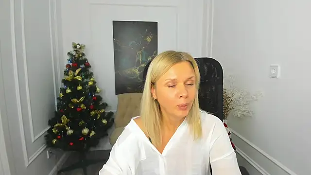 AgathaKlouin's cam snapshot