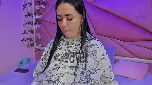 Victoria_Rossy's cam snapshot