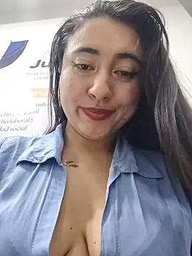 _Sarah-Office1's cam snapshot