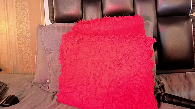 MishaKinki's cam snapshot