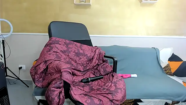 GINEVRAcamgirl's cam snapshot