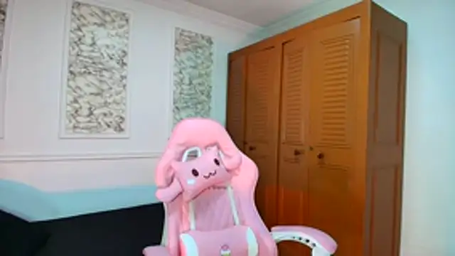 Danella_houston's cam snapshot