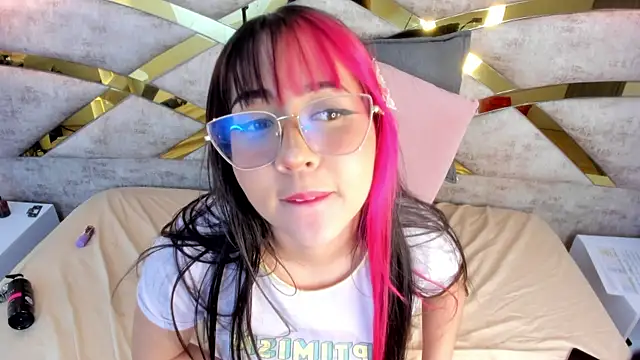 Sofiia_Rossee_'s cam snapshot