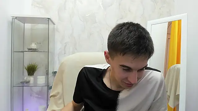 MarkKullen's cam snapshot