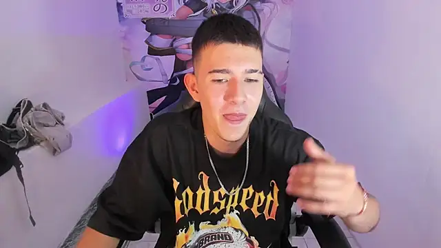 Aleck_Boy's cam snapshot