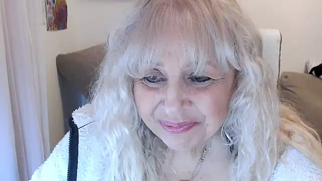 SusiLifeXXX's cam snapshot