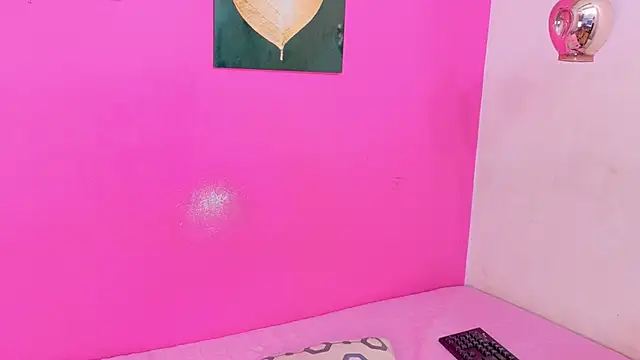 kinkyandsavage's cam snapshot