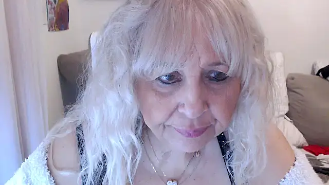 SusiLifeXXX's cam snapshot