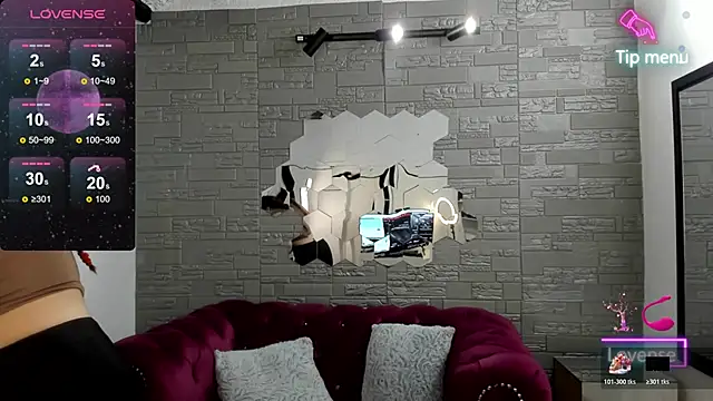 conniejames_m live sex cam