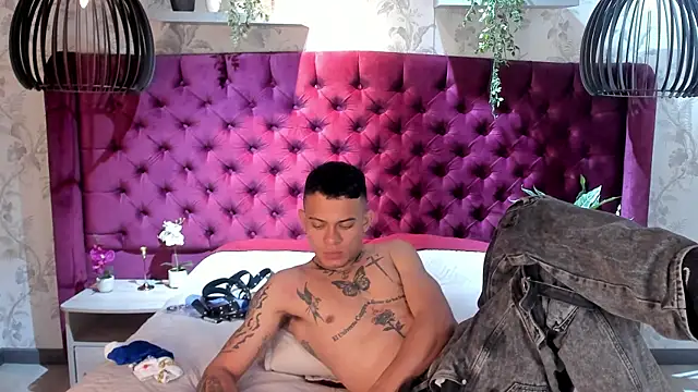 MrJustin_'s cam snapshot