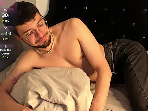 JonnyGreey's cam snapshot