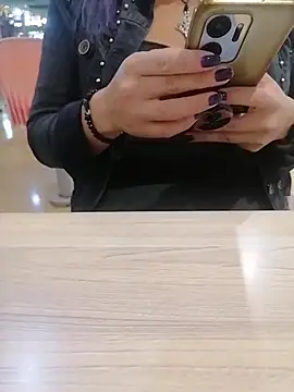 sophie_banger's cam snapshot