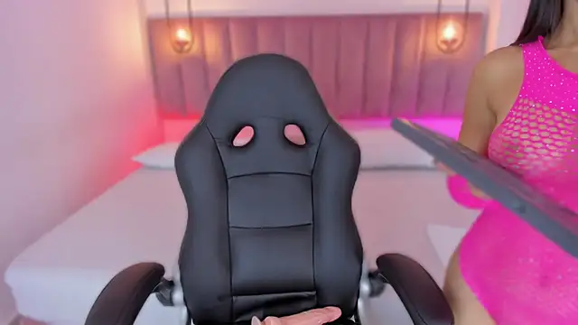 Haily_b's cam snapshot