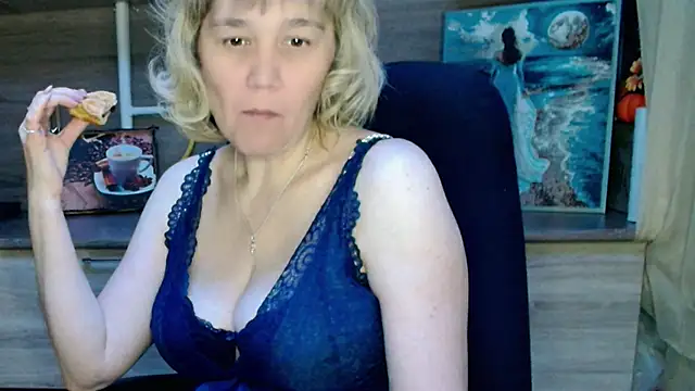 DanceDiva's cam snapshot