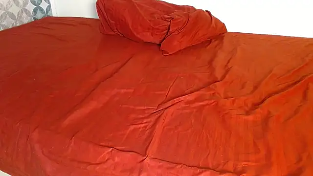 Emilybateee's cam snapshot