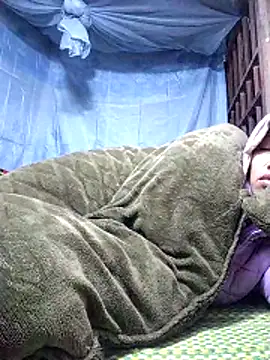 PhamPm70's cam snapshot