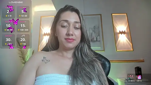 karlyy_ live sex cam