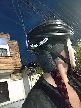 LAPOTRA_04's cam snapshot