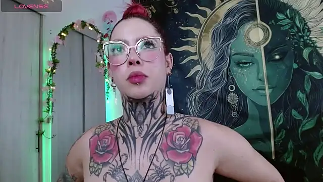 aphroditebloom's cam snapshot