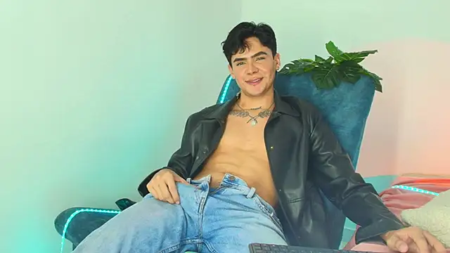 CamiiGuzmanX's cam snapshot