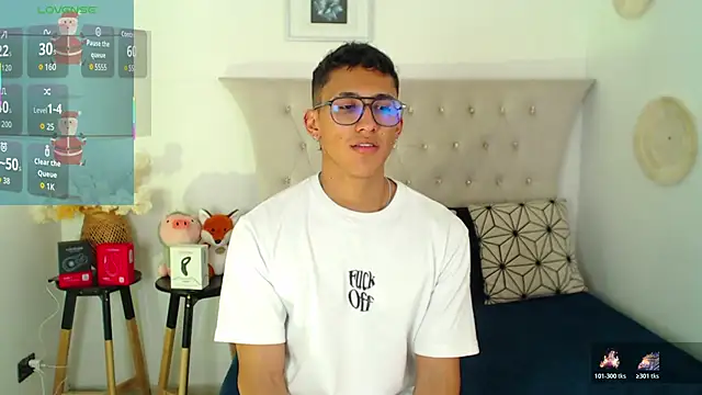 SalvadorFit live sex cam