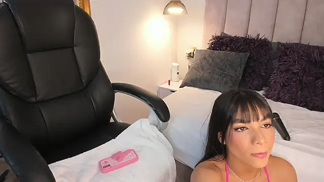 arianaa_miller_'s cam snapshot