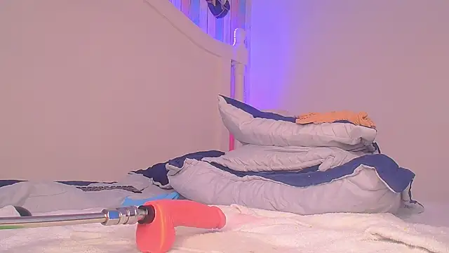 MichaelaCox's cam snapshot