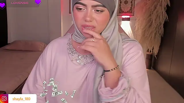 shayla_18's cam snapshot