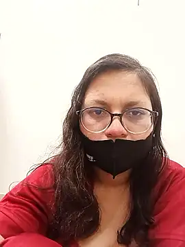 Mahira_sharma01's cam snapshot