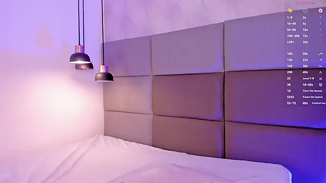 Emily_luve's cam snapshot