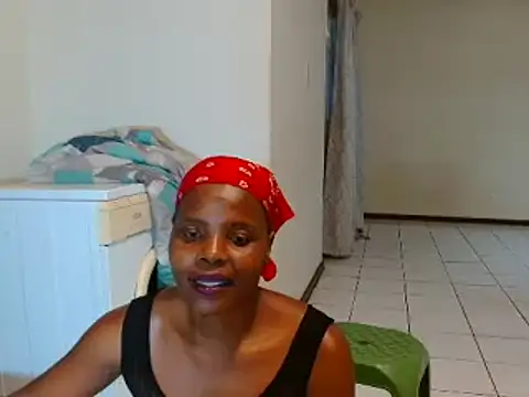 SexyMellow21's cam snapshot