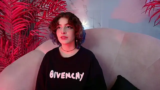 EvaHalsey's cam snapshot