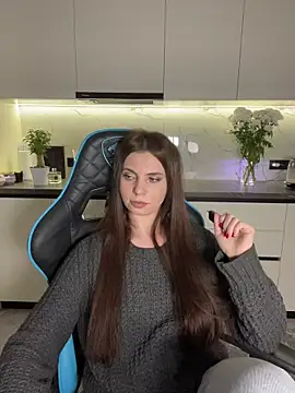 CurlyLara's cam snapshot