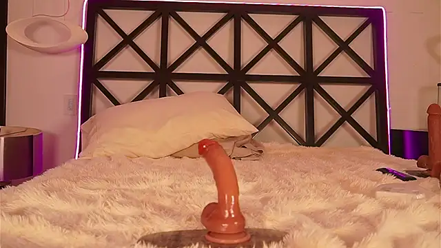 LunaMystyque's cam snapshot